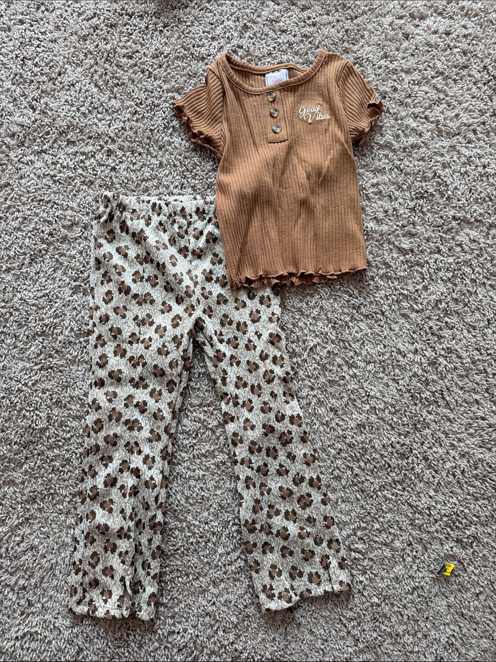 Kids Brown Ribbed 'Good Vibes' Top & Cream Leopard Pajama Set